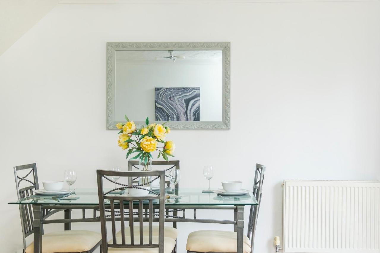 Beautiful 3 Bed House With Amazing Views In Dartford, Kent Apartamento Exterior foto