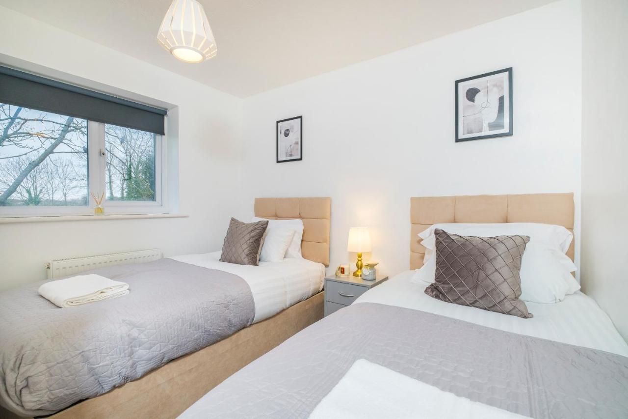 Beautiful 3 Bed House With Amazing Views In Dartford, Kent Apartamento Exterior foto